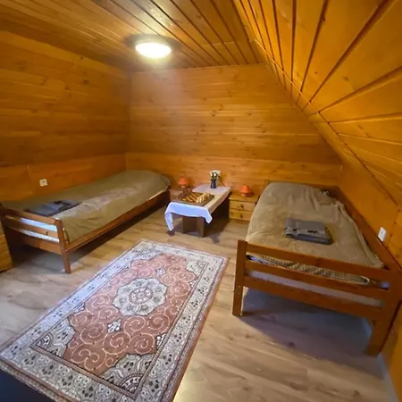 度假居 Hollos-patak Vendeghaz *